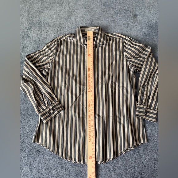 Façonnable women’s dress shirt 100% cotton grey and tan stripes preppy - Picture 4 of 7